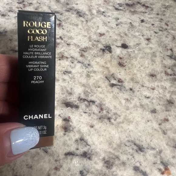Chanel Rogue Coco Flash Lip Peachy 270 - Picture 4 of 4